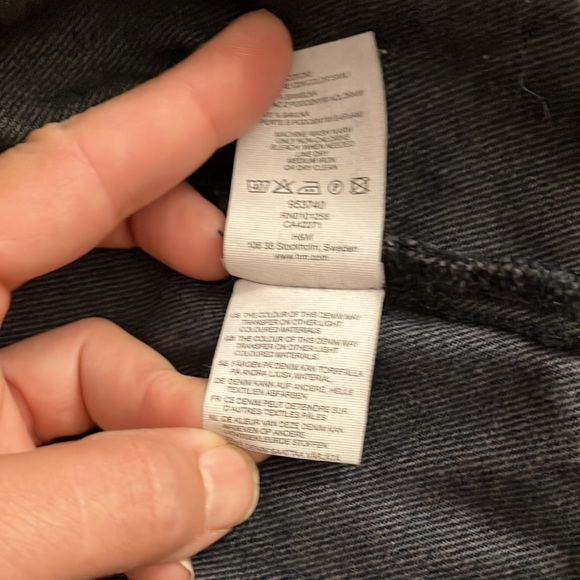 EUC H&M Dark Blue Denim Jacket size Medium - Picture 6 of 8